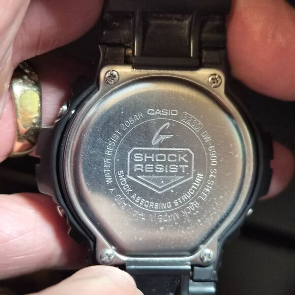 Casio G Shock Black and red - Picture 2 of 12